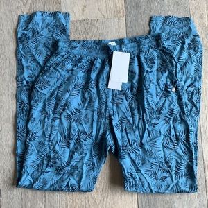 Roxy Pants - 14